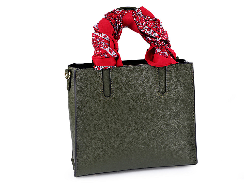 Batic bumbac, imprimeu floral, 70x70 cm - Roșu deschis (1 Bucată)