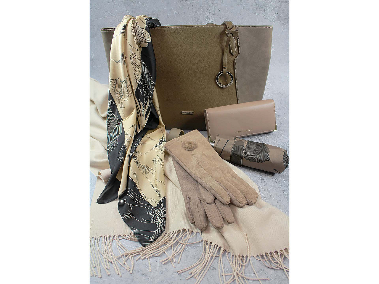 Mănuși de damă cu pompom - Albastru închis (1 Pereche)