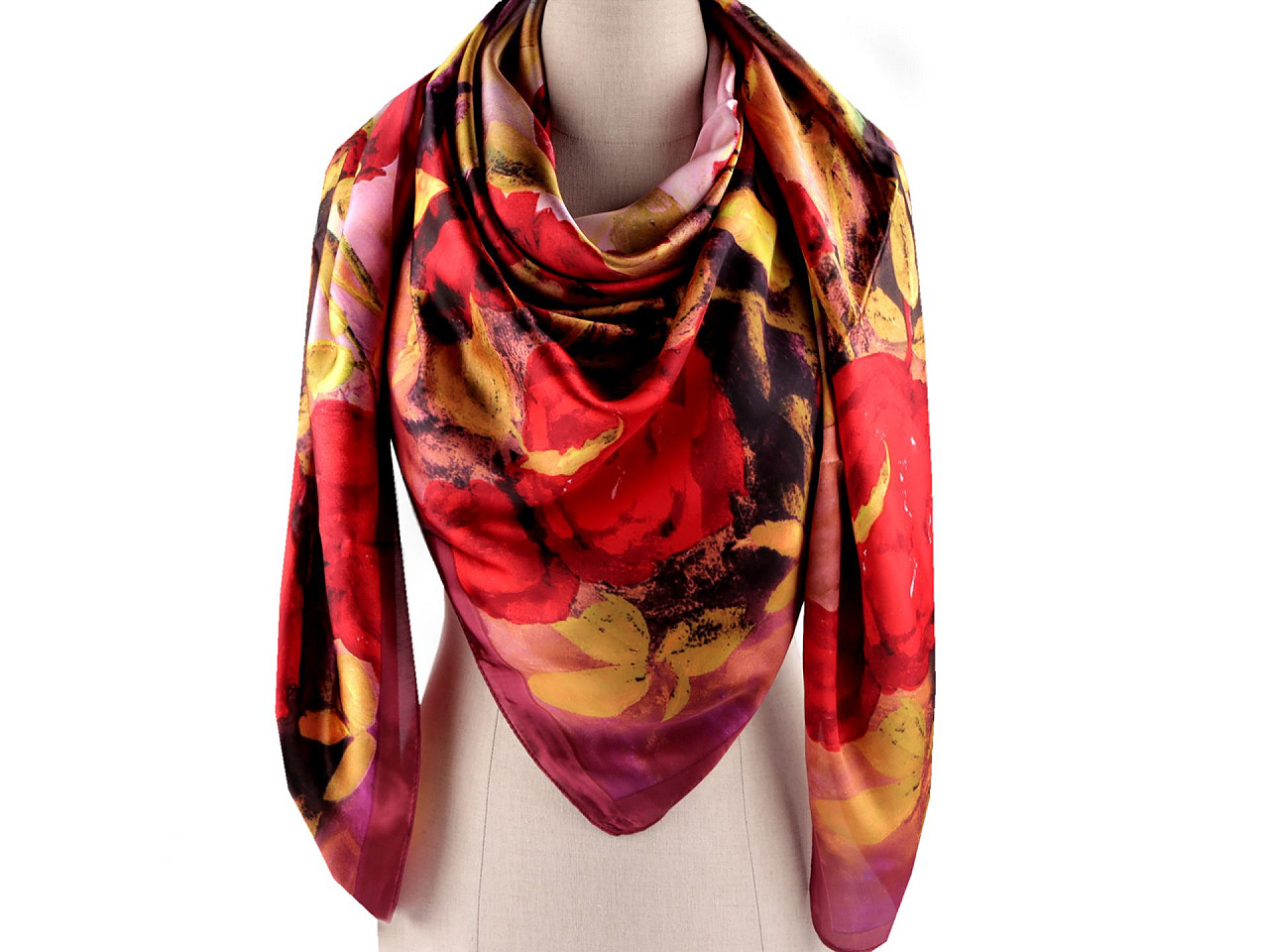 Esarfa mare din satin cu flori 130x135 cm - Roșu deschis (1 Bucată)