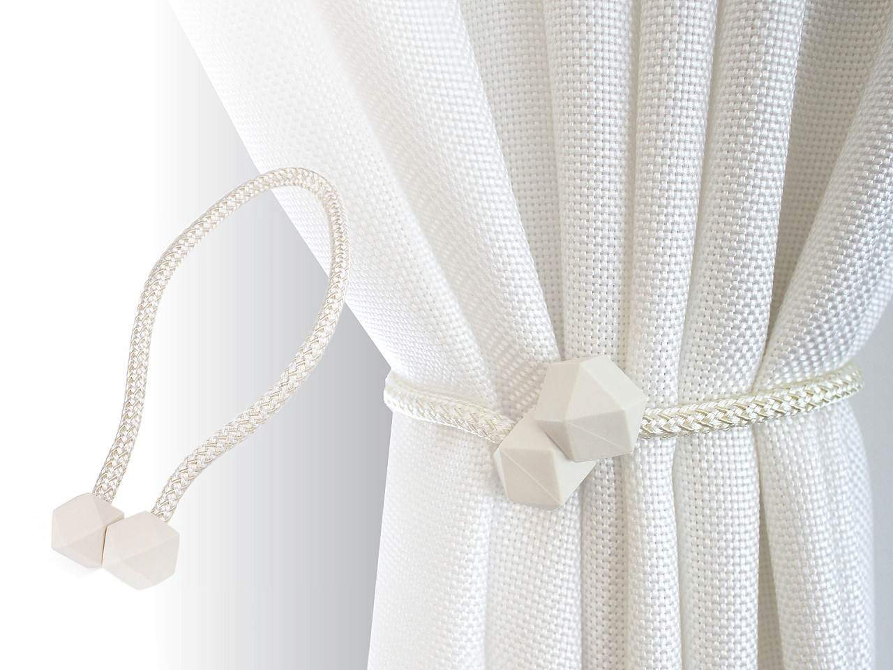 Magneți decorativi pentru perdele și draperii - Bej (2 Bucăți)