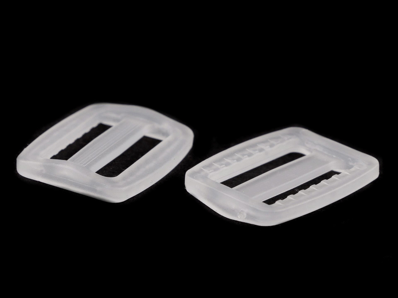 Catrama plastic 25 mm, 32 mm - Transparent (50 Bucăți) Catrama plastic 25 mm, 32 mm - Transparent (50 Bucăți)