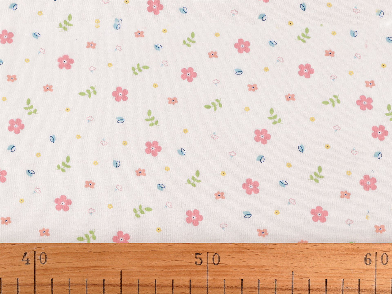 Tricot din bumbac cu flori - Off white (1 Metru)