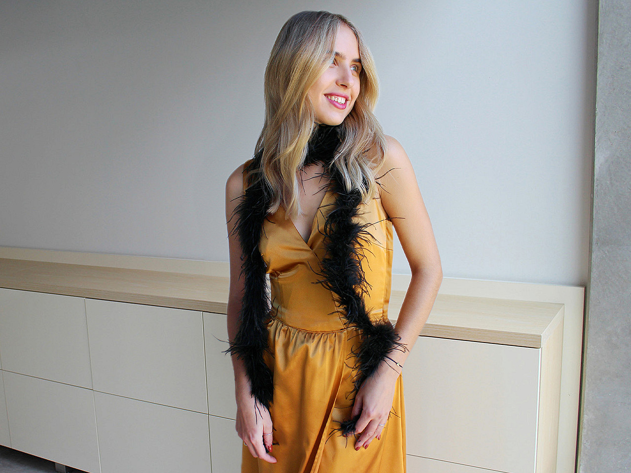 Boa - pene de strut 21-24 g lungime 1,8 m - Alb (1 Bucată)