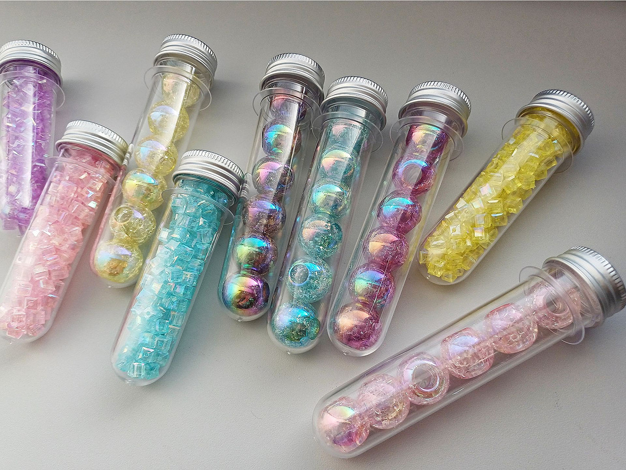 Flacon / tub din plastic cu capac - Transparent (12 Bucăți)